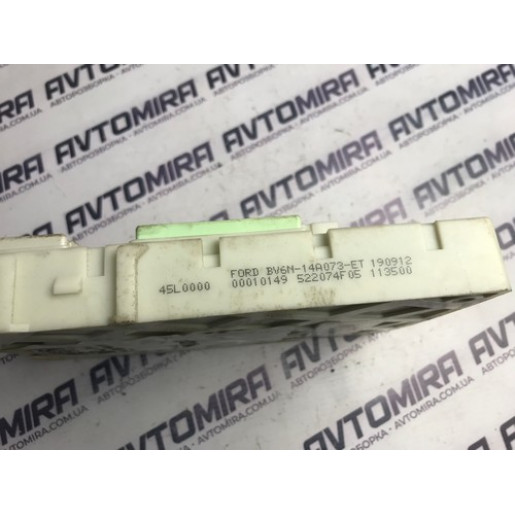 Блок предохранителей Ford Focus 3 2011-2017 BV6N14A073ET